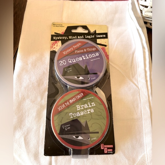 29 Questions & Brain Teasers - by University Games - NWT - Picture 1 of 5